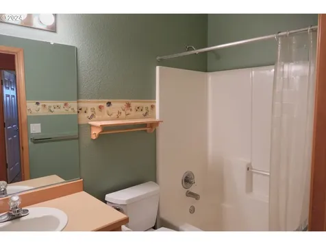 16905 SW Kattegat Drive Beaverton OR 97006