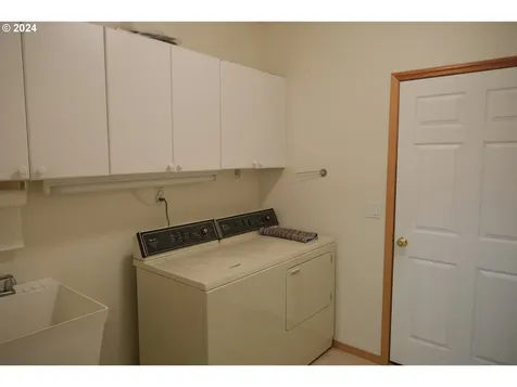 16905 SW Kattegat Drive Beaverton OR 97006