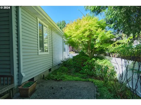 16905 SW Kattegat Drive Beaverton OR 97006
