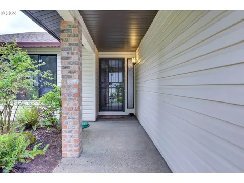 15717 Ne Eugene Street Portland OR 97230