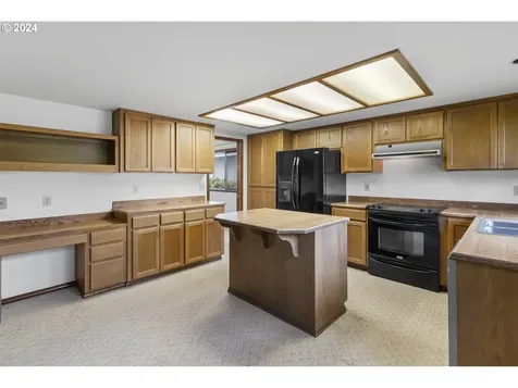 15717 Ne Eugene Street Portland OR 97230