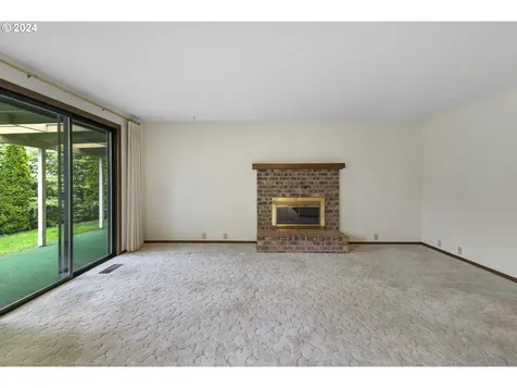 15717 Ne Eugene Street Portland OR 97230