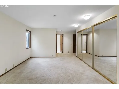 15717 Ne Eugene Street Portland OR 97230