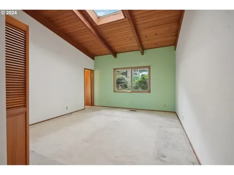 4404 Sw Primrose Street Portland OR 97219