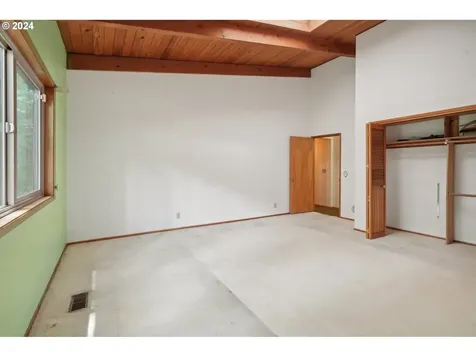 4404 Sw Primrose Street Portland OR 97219