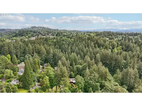 4404 Sw Primrose Street Portland OR 97219