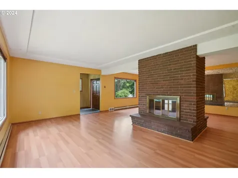 4404 Sw Primrose Street Portland OR 97219