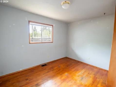 8737 N Courtenay Avenue Portland OR 97203
