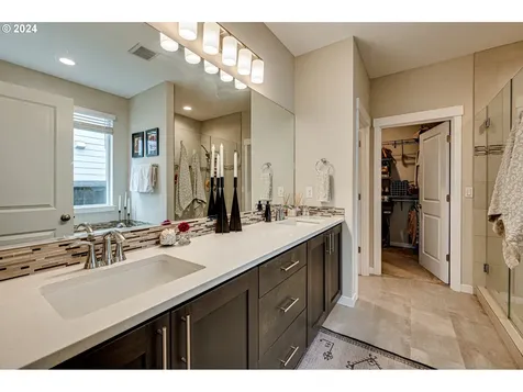 8609 N 1st Street Ridgefield WA 98642