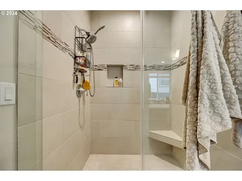 8609 N 1st Street Ridgefield WA 98642
