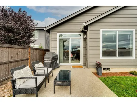 8609 N 1st Street Ridgefield WA 98642
