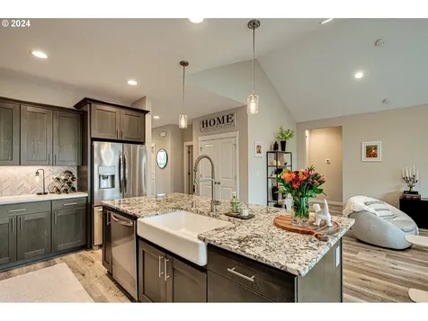 8609 N 1st Street Ridgefield WA 98642