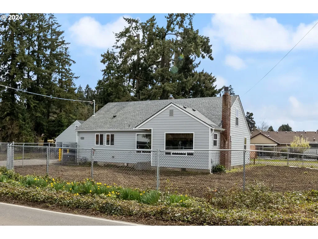 1620 Clearlake Road Ne Keizer OR 97303