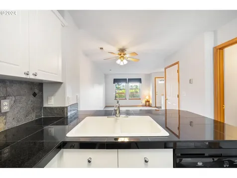 14119 Se Woodward Street Portland OR 97236