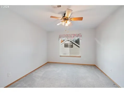 14119 Se Woodward Street Portland OR 97236