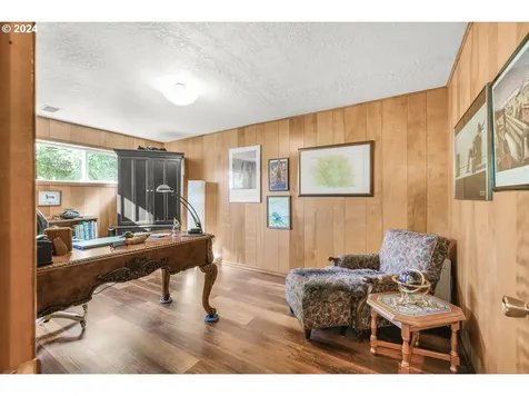 2015 Sw Warwick Avenue Portland OR 97225