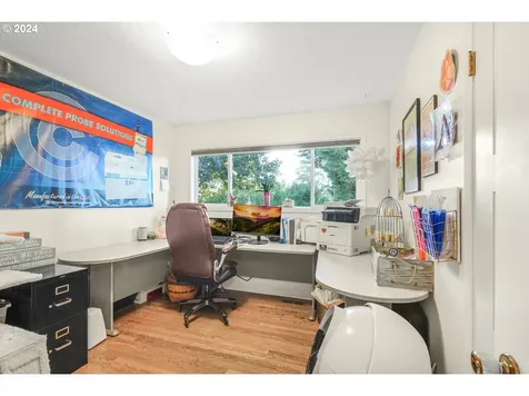 2015 Sw Warwick Avenue Portland OR 97225