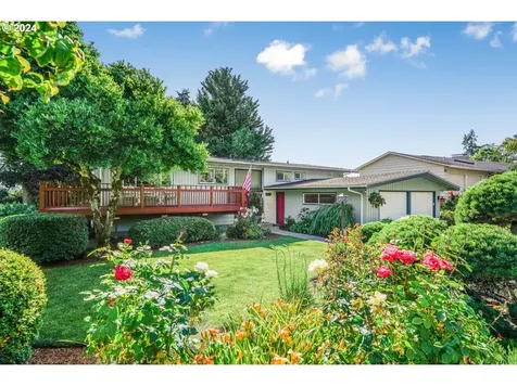 2015 Sw Warwick Avenue Portland OR 97225