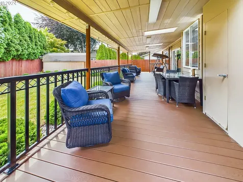 730 SW 28th Street Troutdale OR 97060