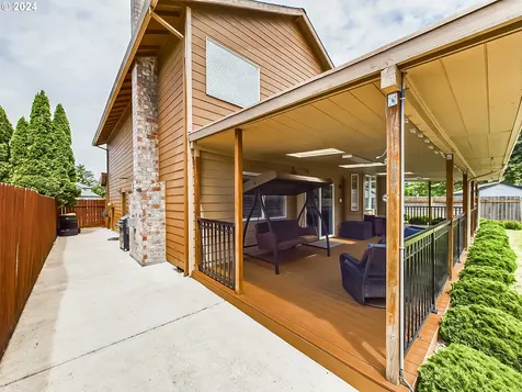 730 SW 28th Street Troutdale OR 97060