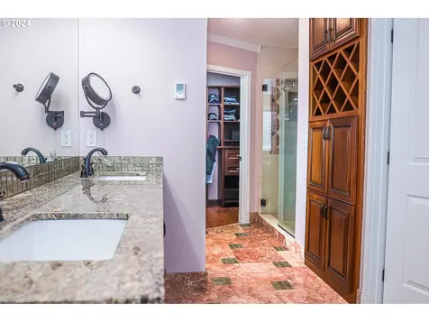 730 SW 28th Street Troutdale OR 97060