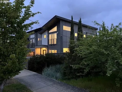 7576 N Curtis Avenue Portland OR 97217