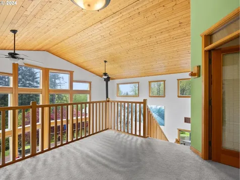 66475 E Barlow Trail Road Rhododendron OR 97049