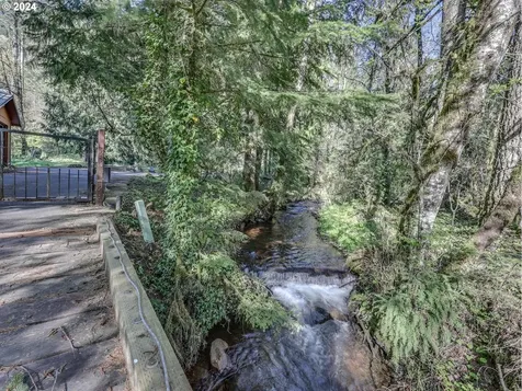 66475 E Barlow Trail Road Rhododendron OR 97049