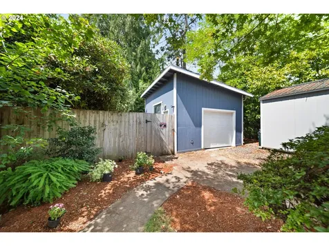 602 NE 3rd Avenue Battle Ground WA 98604