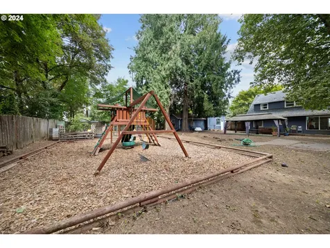 602 NE 3rd Avenue Battle Ground WA 98604