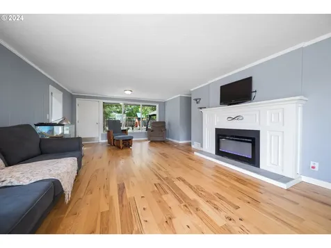 602 NE 3rd Avenue Battle Ground WA 98604