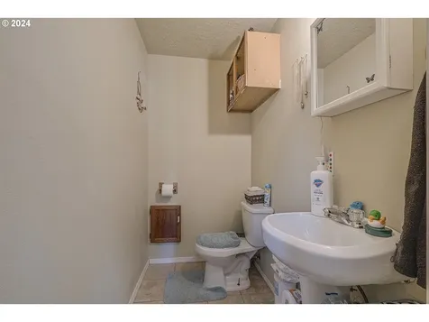 1183 Grove Street Vernonia OR 97064