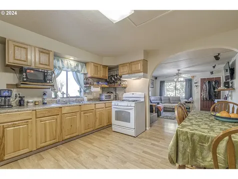 1183 Grove Street Vernonia OR 97064