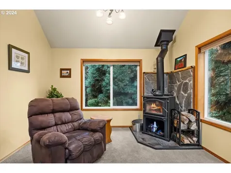 447 Vista Ridge Court Gaston OR 97119