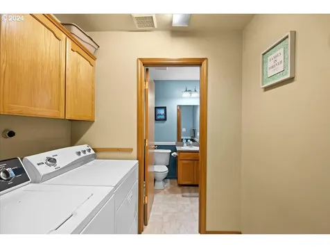 447 Vista Ridge Court Gaston OR 97119