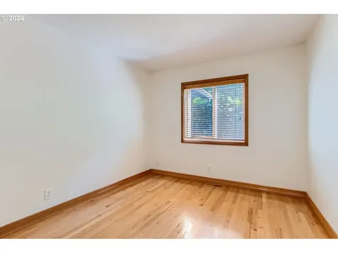 10329 Sw Porter Street Portland OR 97225