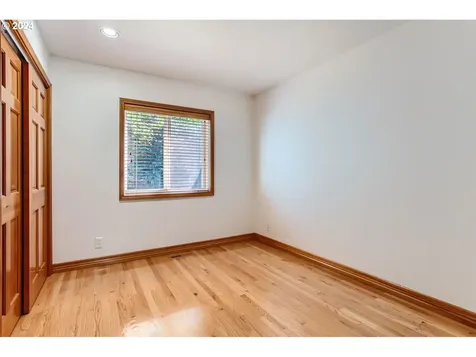 10329 Sw Porter Street Portland OR 97225