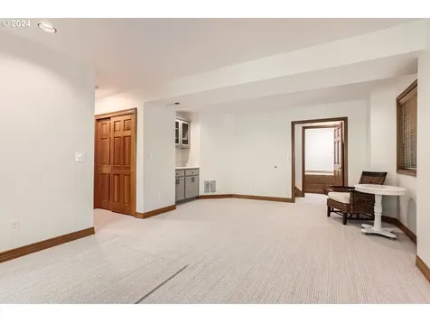 10329 Sw Porter Street Portland OR 97225