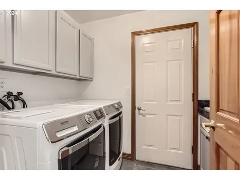 10329 Sw Porter Street Portland OR 97225