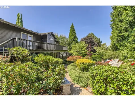 10329 Sw Porter Street Portland OR 97225