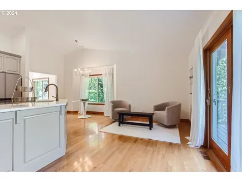 10329 Sw Porter Street Portland OR 97225