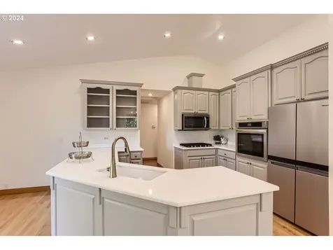 10329 Sw Porter Street Portland OR 97225