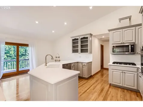10329 Sw Porter Street Portland OR 97225
