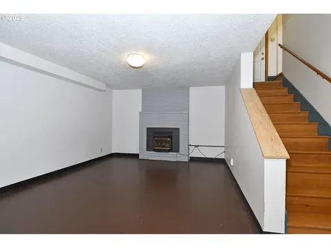 15833 SE Grant Street Portland OR 97233