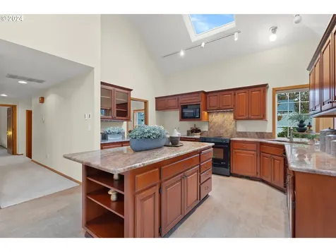 598 NW 94th Terrace Portland OR 97229
