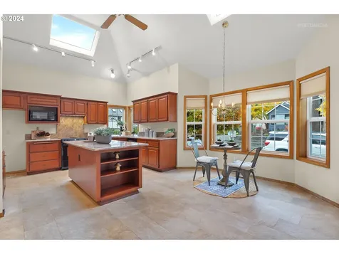 598 NW 94th Terrace Portland OR 97229