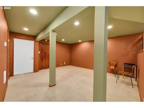 2854 Warren Street Eugene OR 97405