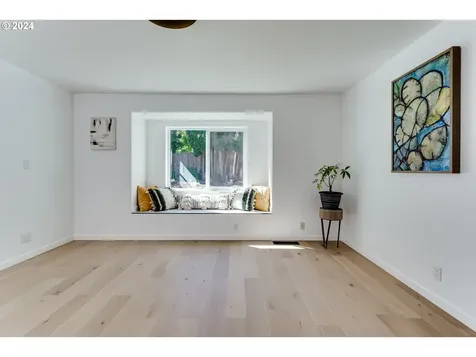 3368 Chaucer Way Eugene OR 97405