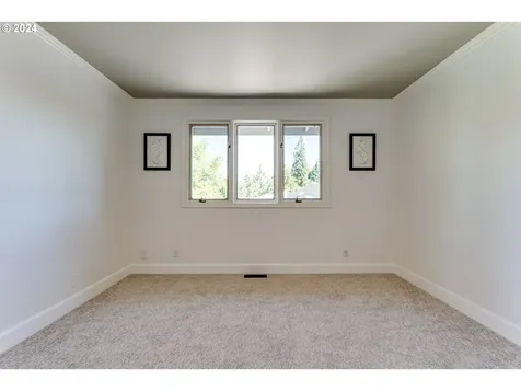 3368 Chaucer Way Eugene OR 97405