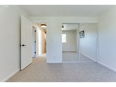 3368 Chaucer Way Eugene OR 97405